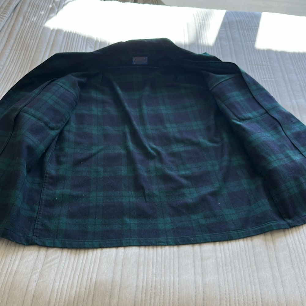 Pendleton vintage wool shirt. Loop collar flap pockets very good vtg condition - Picture 6 of 11